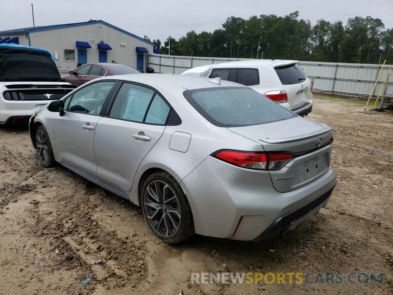 3 Photograph of a damaged car 5YFS4RCE6LP039047 TOYOTA COROLLA 2020