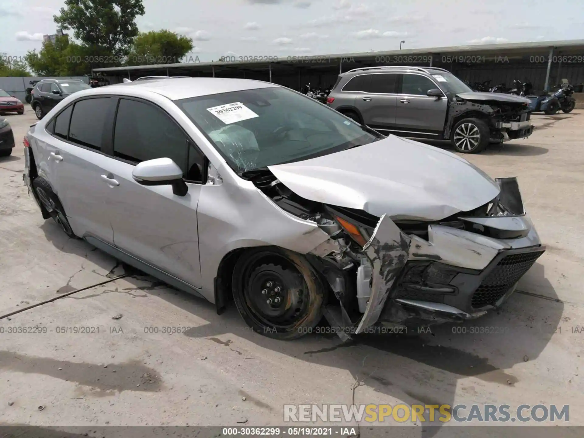 1 Photograph of a damaged car 5YFS4RCE6LP039050 TOYOTA COROLLA 2020