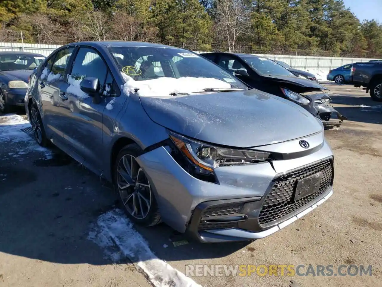 1 Photograph of a damaged car 5YFS4RCE6LP039596 TOYOTA COROLLA 2020