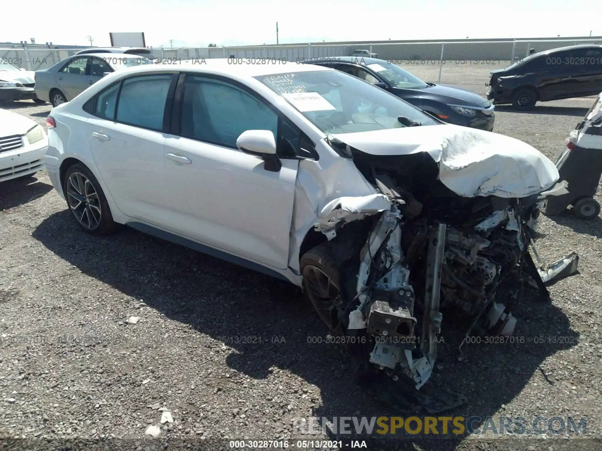 1 Photograph of a damaged car 5YFS4RCE6LP041784 TOYOTA COROLLA 2020
