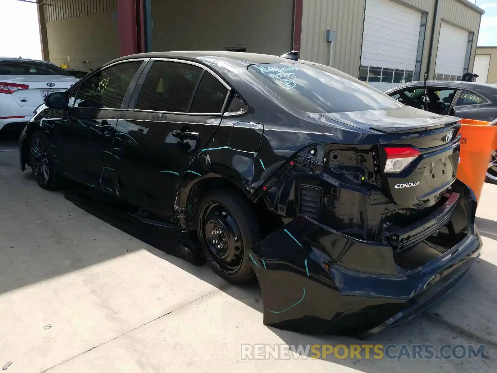 3 Photograph of a damaged car 5YFS4RCE6LP043275 TOYOTA COROLLA 2020