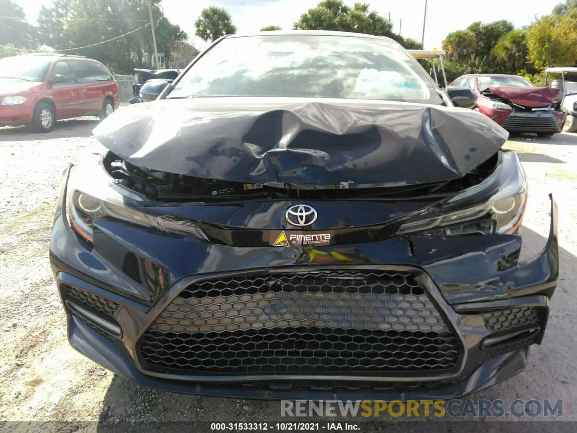 6 Photograph of a damaged car 5YFS4RCE6LP043325 TOYOTA COROLLA 2020