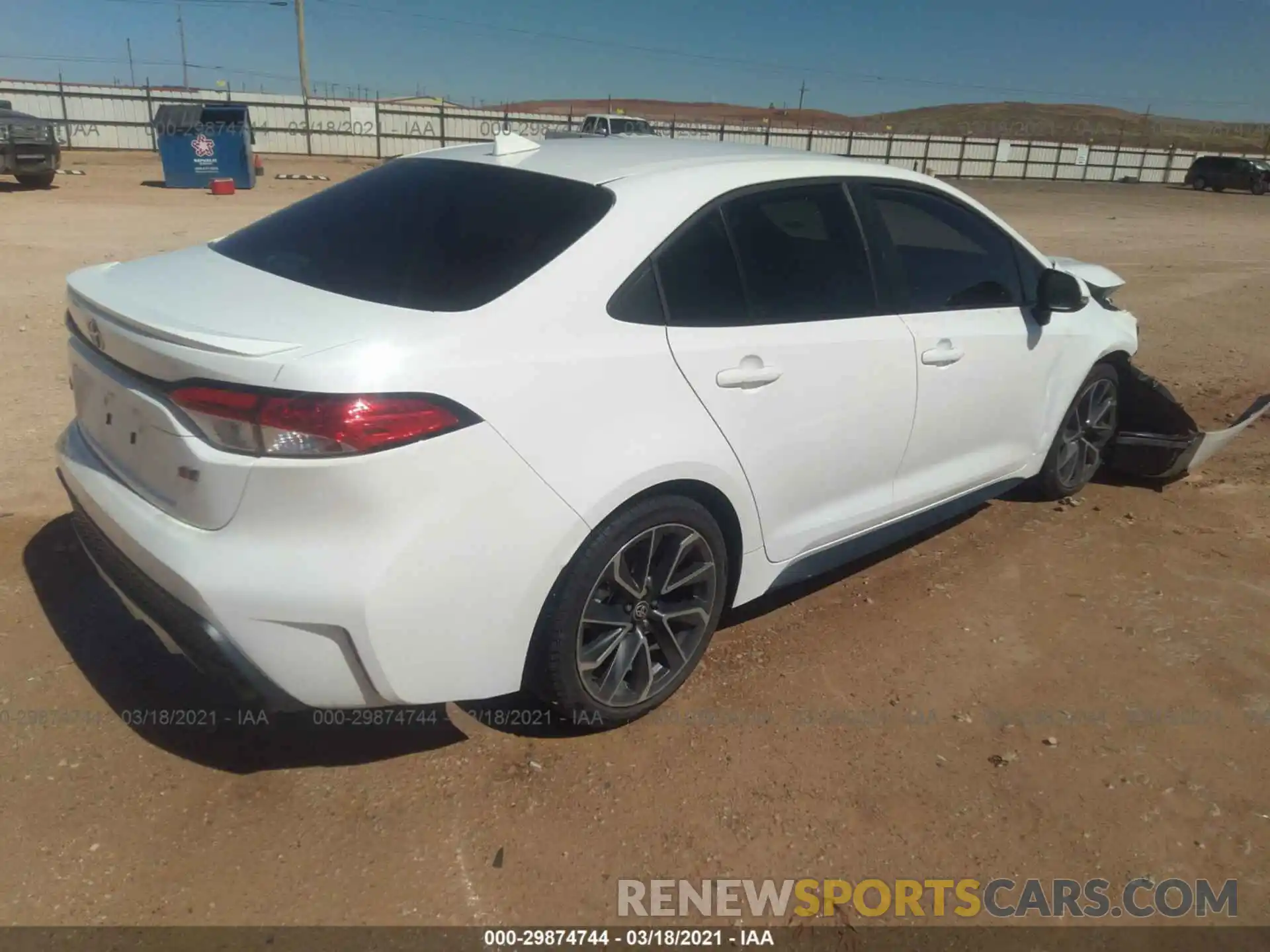 4 Photograph of a damaged car 5YFS4RCE6LP043437 TOYOTA COROLLA 2020