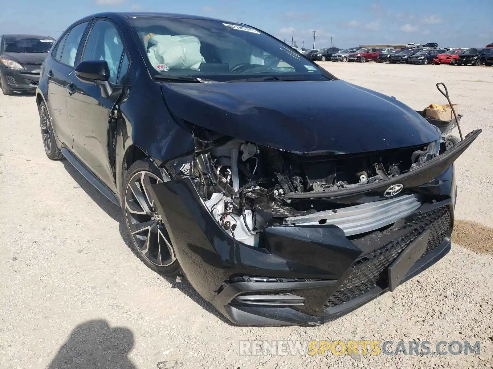 1 Photograph of a damaged car 5YFS4RCE6LP044197 TOYOTA COROLLA 2020