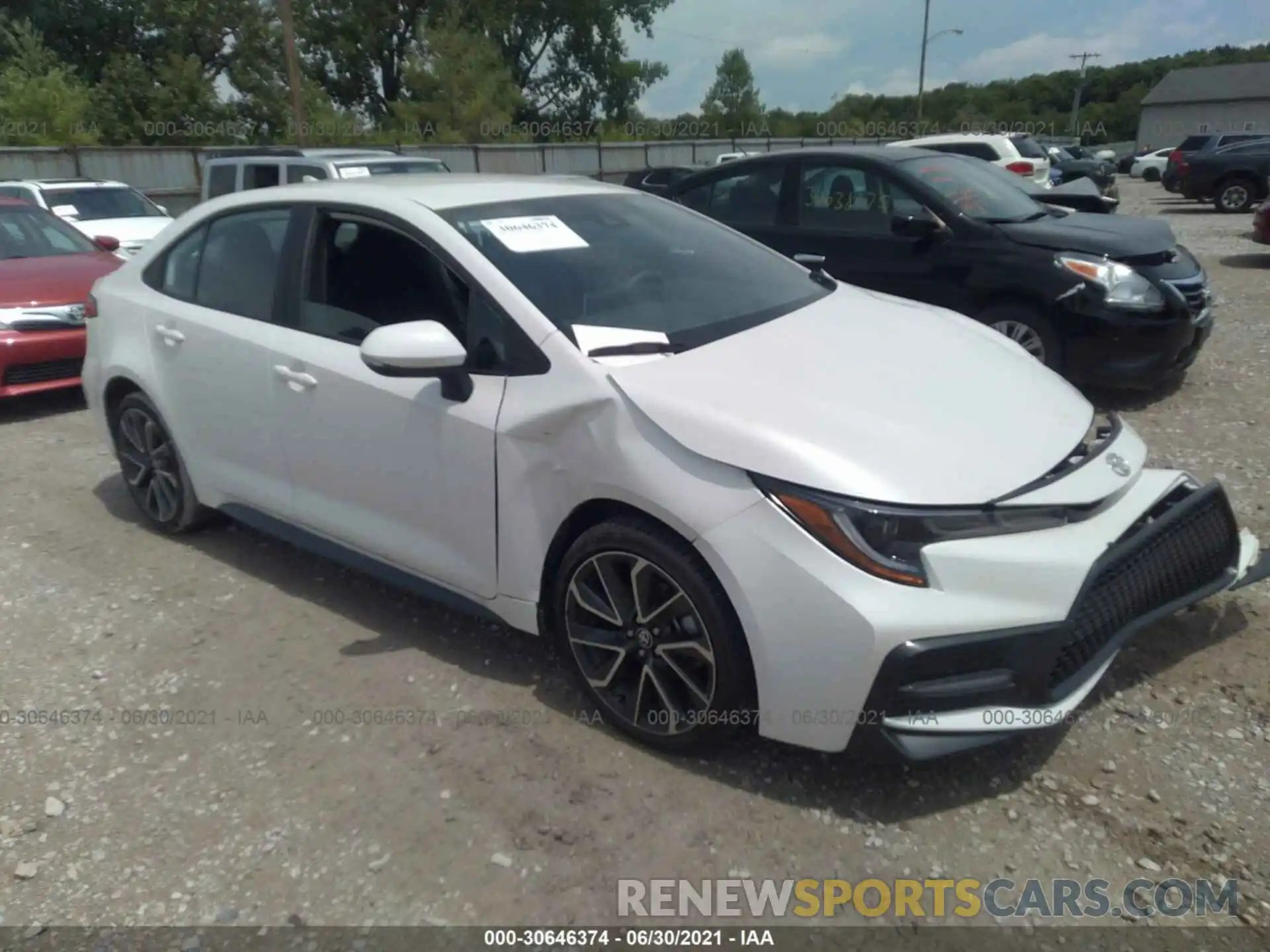 1 Photograph of a damaged car 5YFS4RCE6LP044720 TOYOTA COROLLA 2020