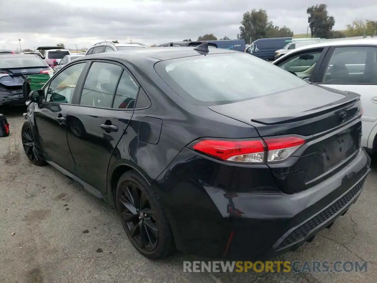 3 Photograph of a damaged car 5YFS4RCE6LP045320 TOYOTA COROLLA 2020