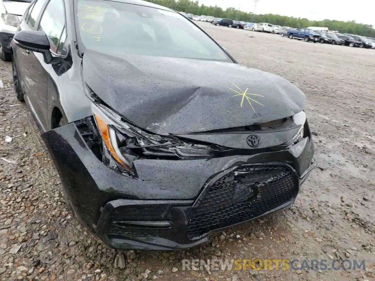 9 Photograph of a damaged car 5YFS4RCE6LP045978 TOYOTA COROLLA 2020