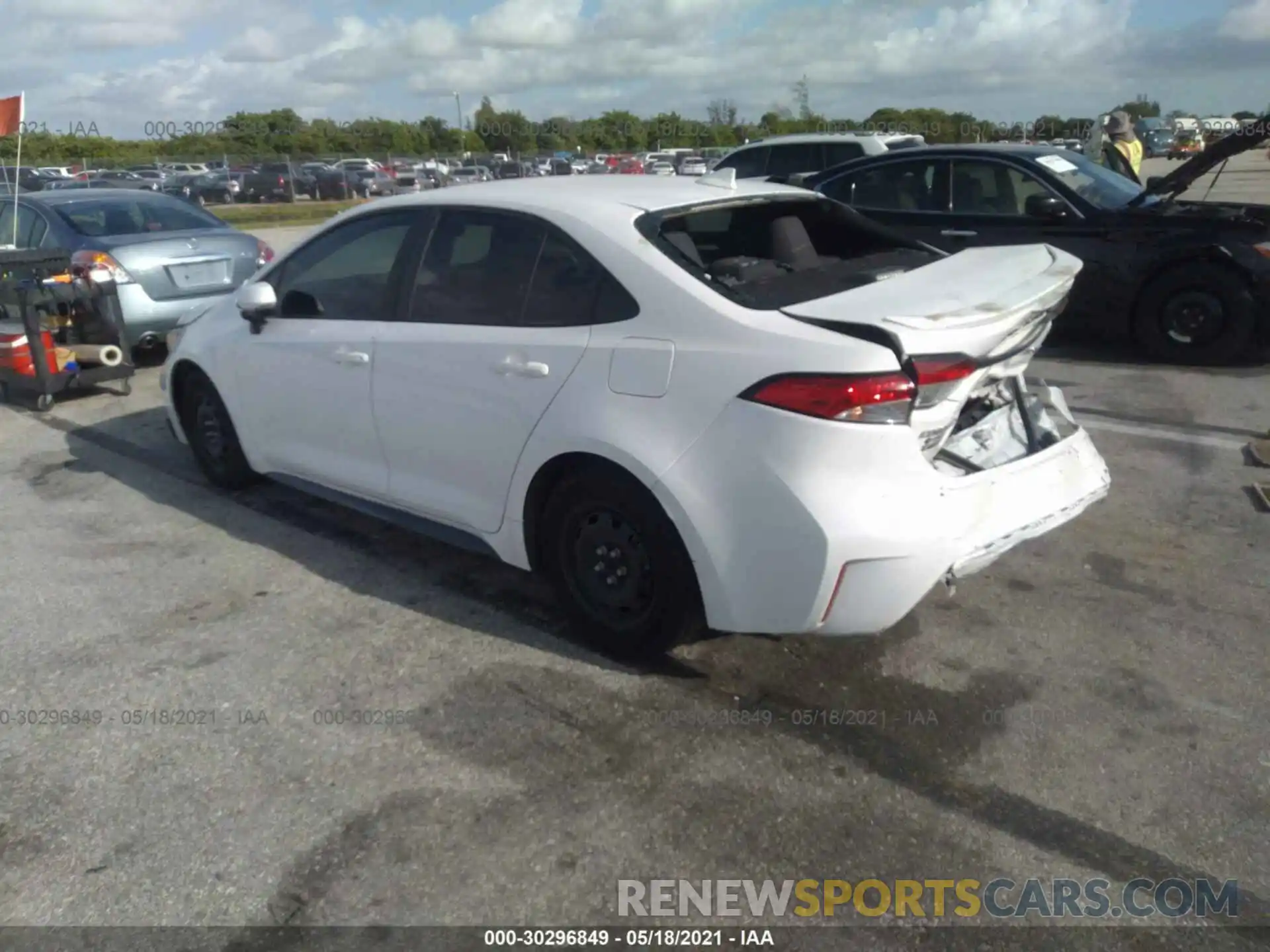 3 Photograph of a damaged car 5YFS4RCE6LP046046 TOYOTA COROLLA 2020