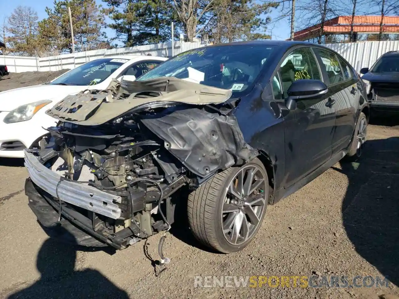 2 Photograph of a damaged car 5YFS4RCE6LP046645 TOYOTA COROLLA 2020