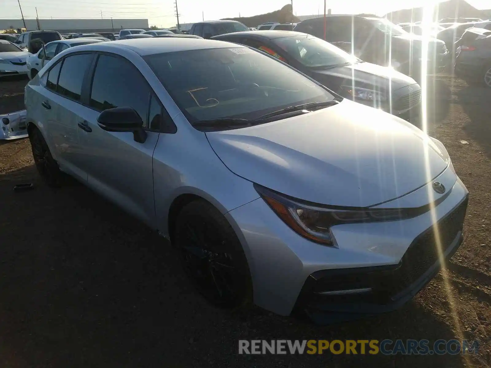 1 Photograph of a damaged car 5YFS4RCE6LP046824 TOYOTA COROLLA 2020