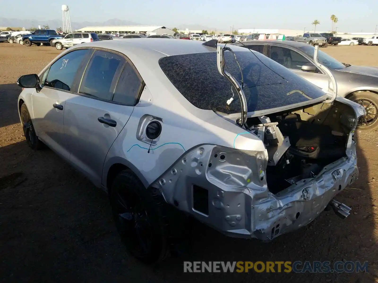 3 Photograph of a damaged car 5YFS4RCE6LP046824 TOYOTA COROLLA 2020