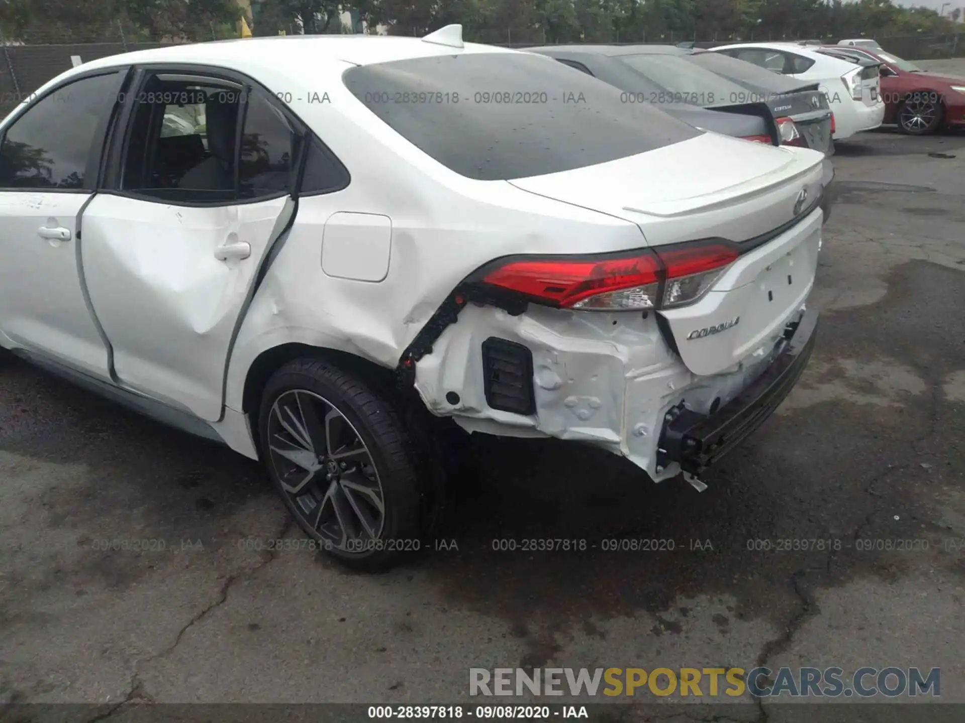 6 Photograph of a damaged car 5YFS4RCE6LP047715 TOYOTA COROLLA 2020