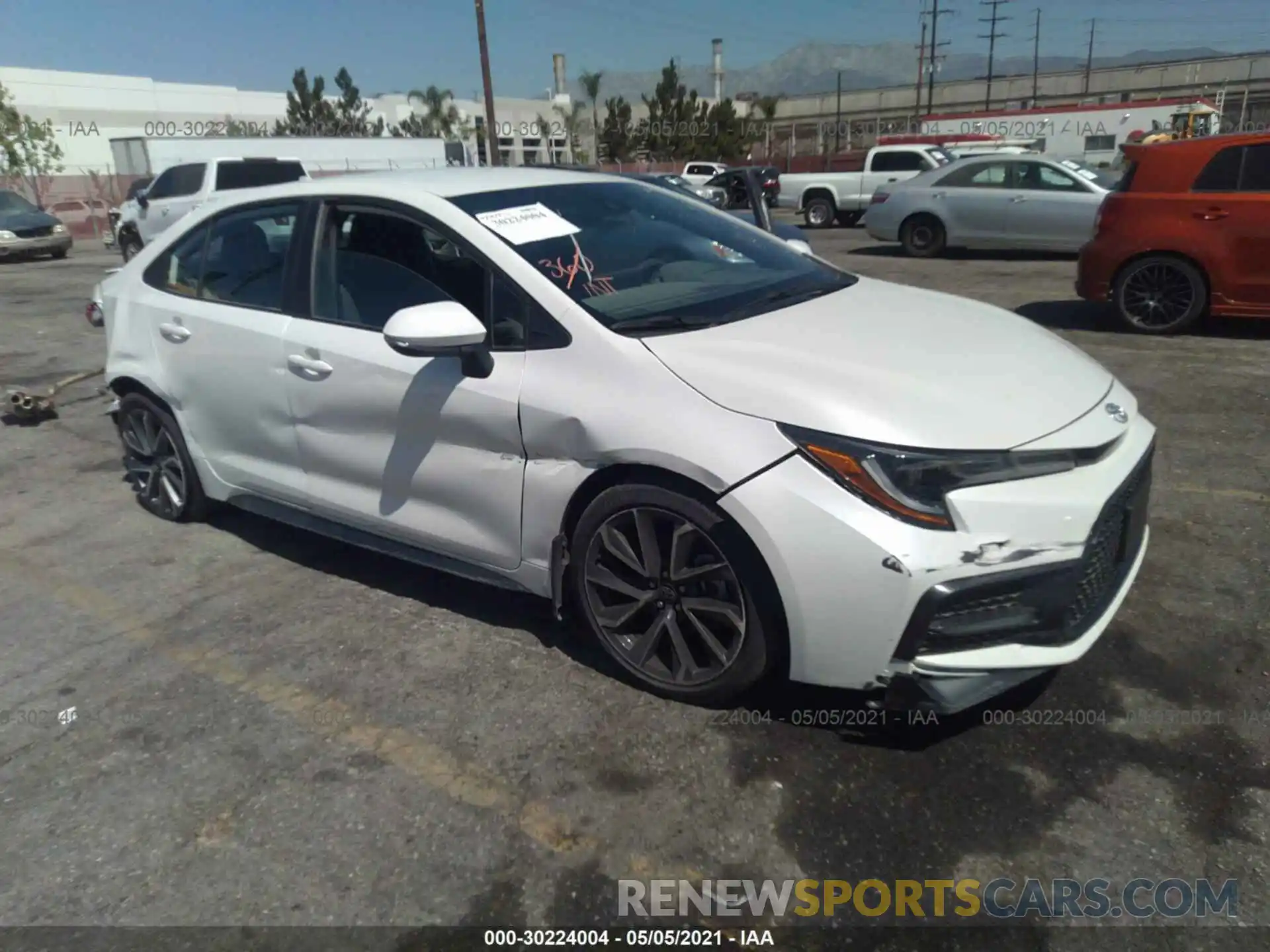 1 Photograph of a damaged car 5YFS4RCE6LP047763 TOYOTA COROLLA 2020