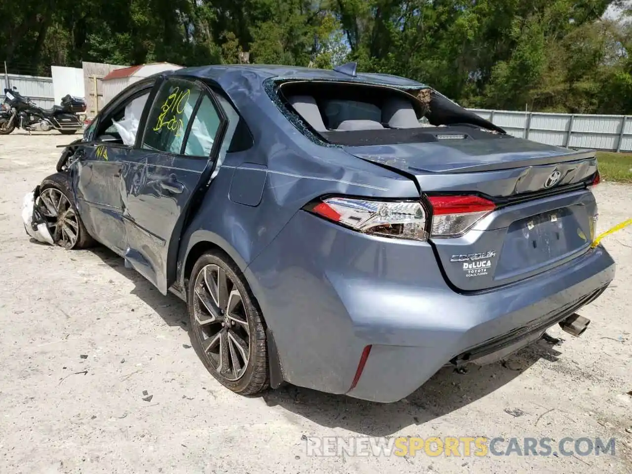 3 Photograph of a damaged car 5YFS4RCE6LP048816 TOYOTA COROLLA 2020