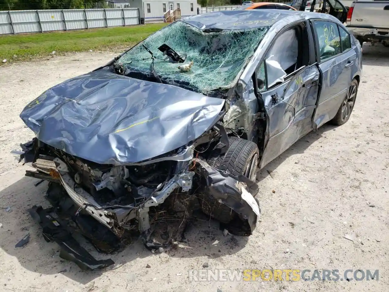 9 Photograph of a damaged car 5YFS4RCE6LP048816 TOYOTA COROLLA 2020