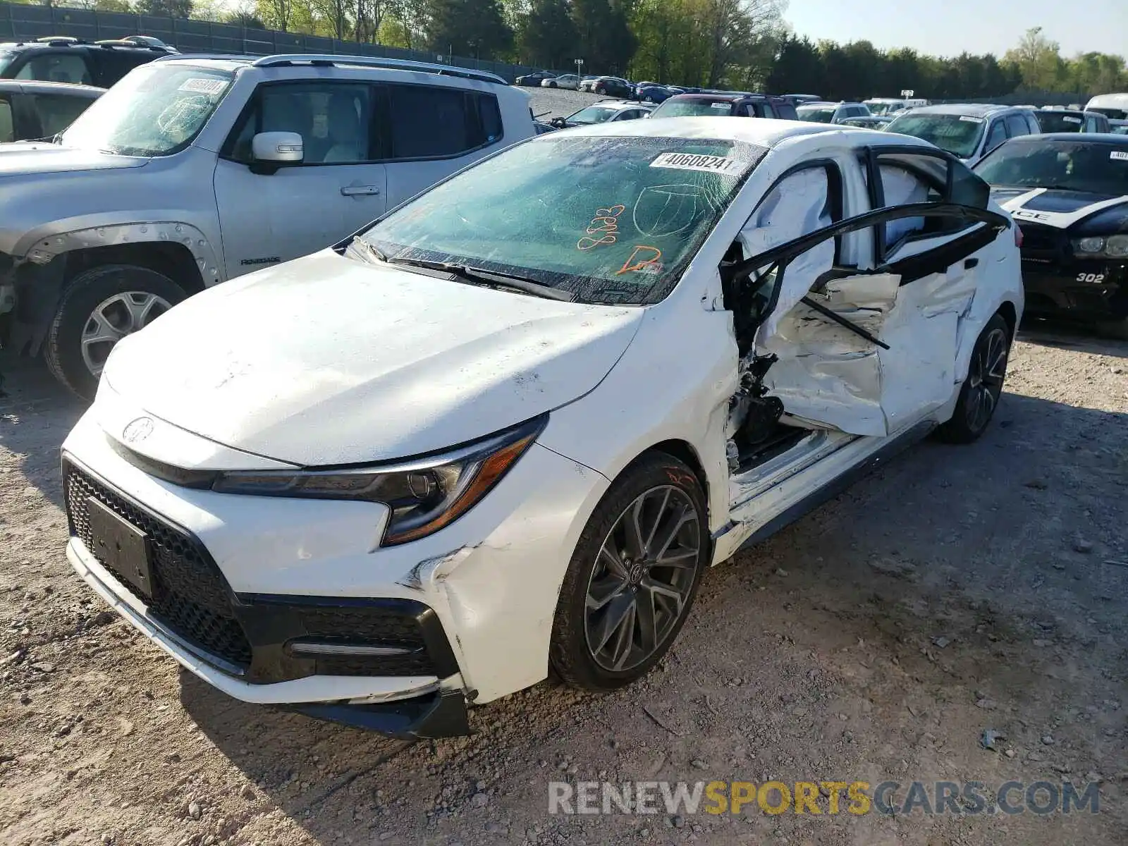 2 Photograph of a damaged car 5YFS4RCE6LP049125 TOYOTA COROLLA 2020