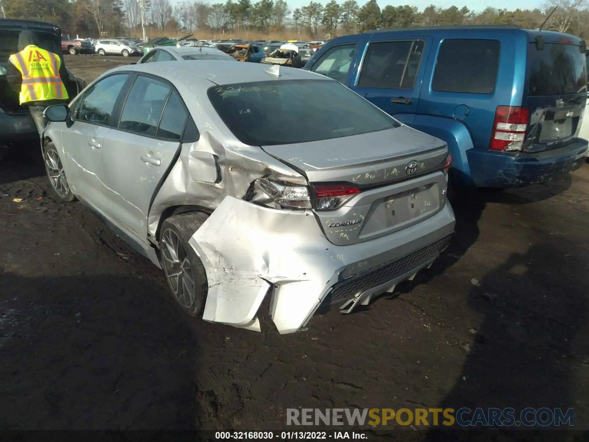 6 Photograph of a damaged car 5YFS4RCE6LP049786 TOYOTA COROLLA 2020