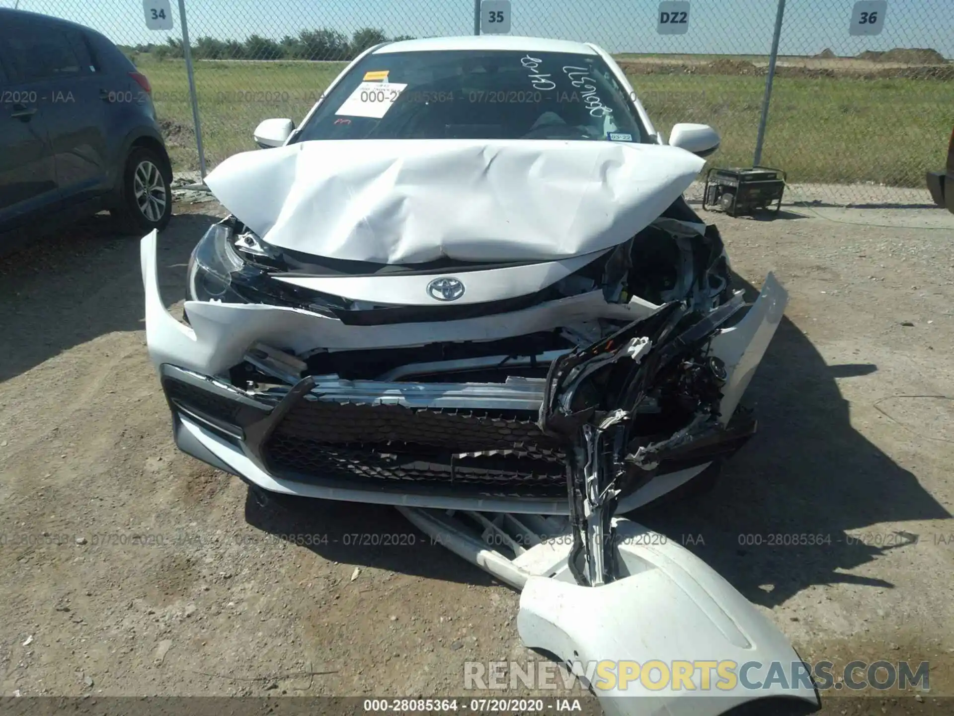 6 Photograph of a damaged car 5YFS4RCE6LP050484 TOYOTA COROLLA 2020