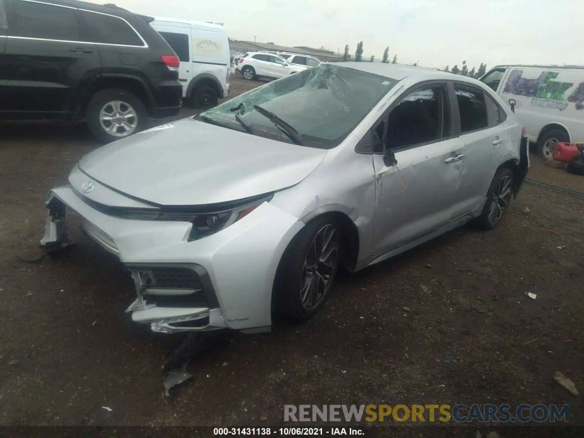 2 Photograph of a damaged car 5YFS4RCE6LP051361 TOYOTA COROLLA 2020