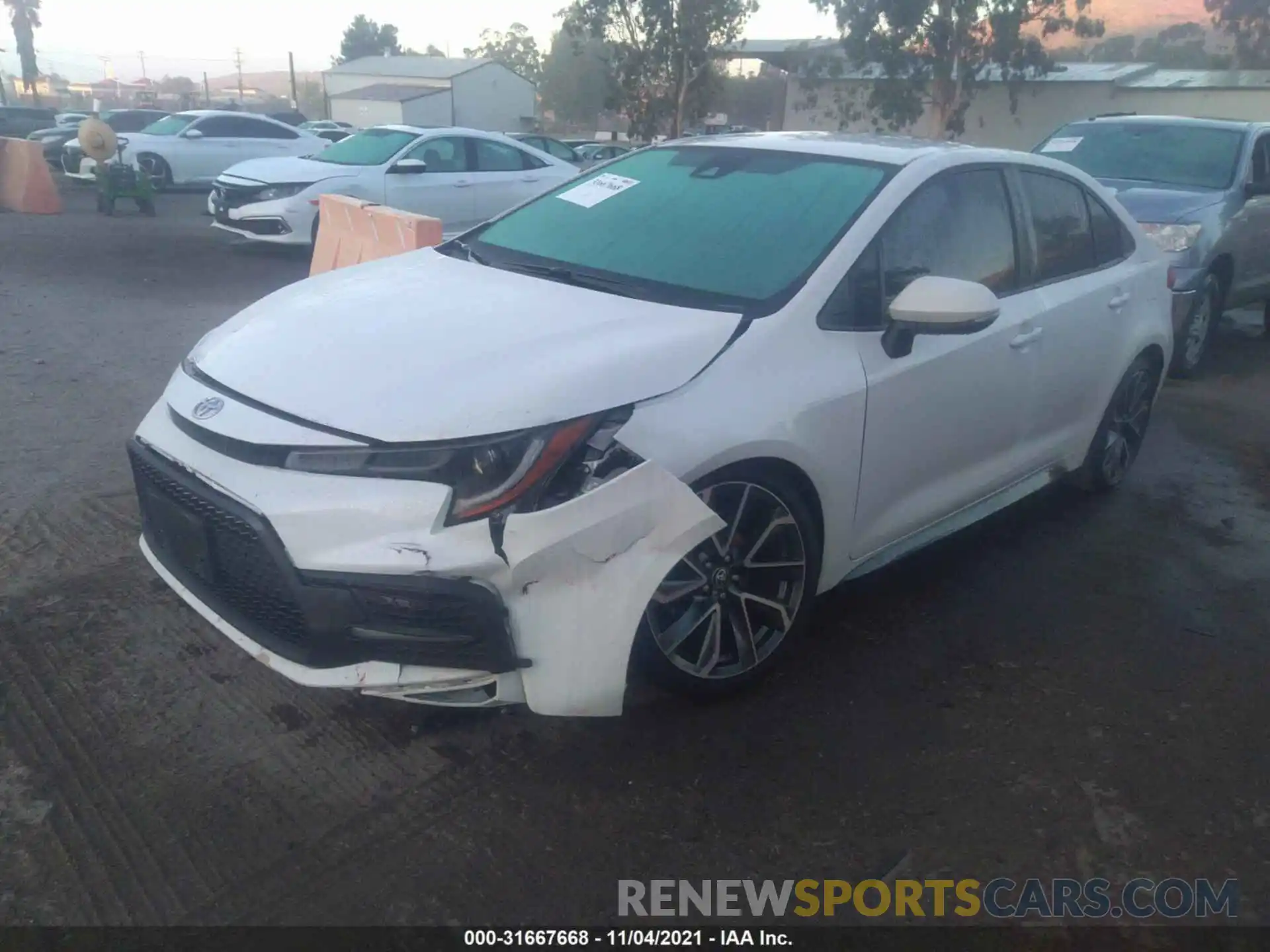 2 Photograph of a damaged car 5YFS4RCE6LP054440 TOYOTA COROLLA 2020