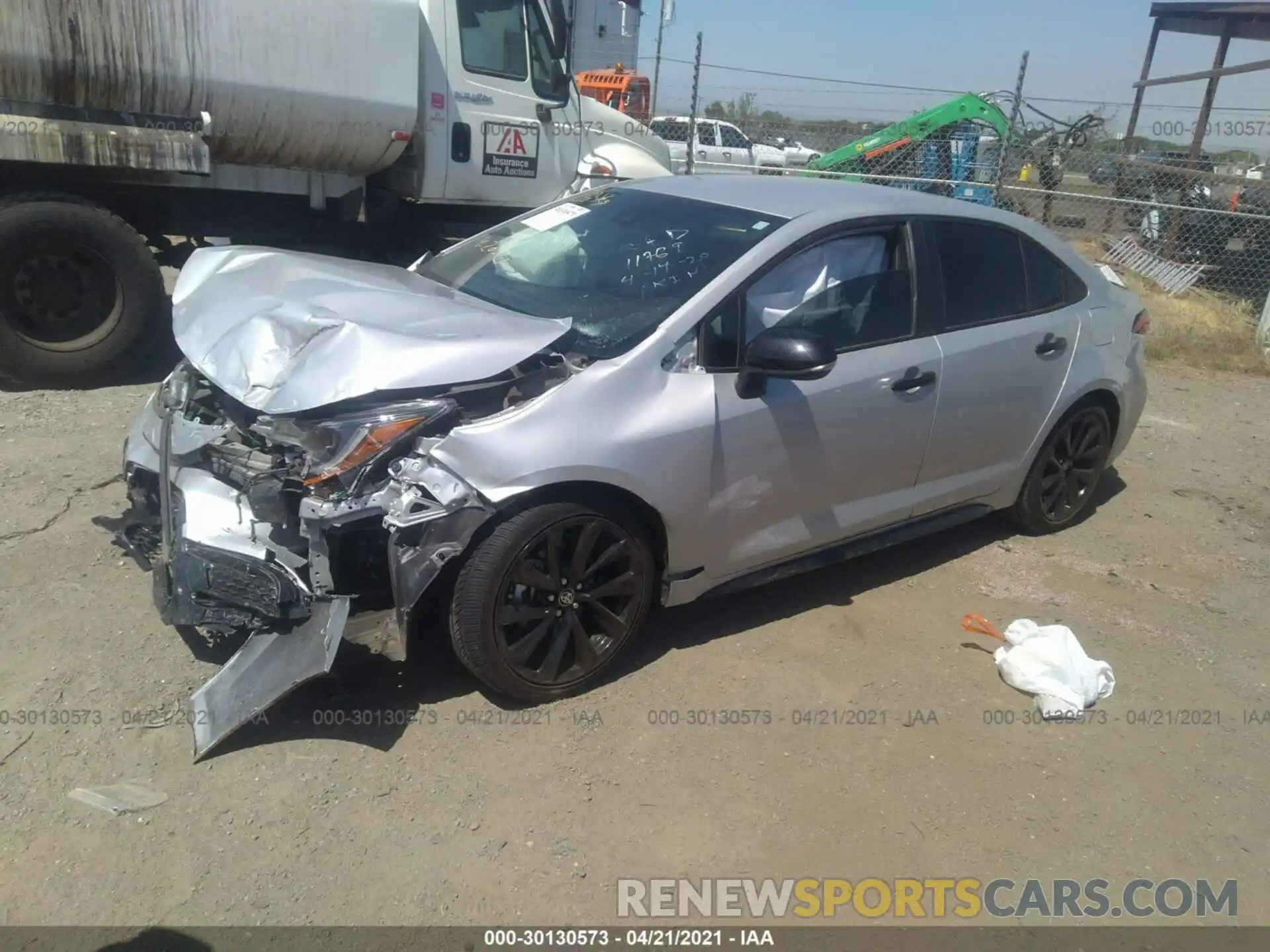 2 Photograph of a damaged car 5YFS4RCE6LP055006 TOYOTA COROLLA 2020