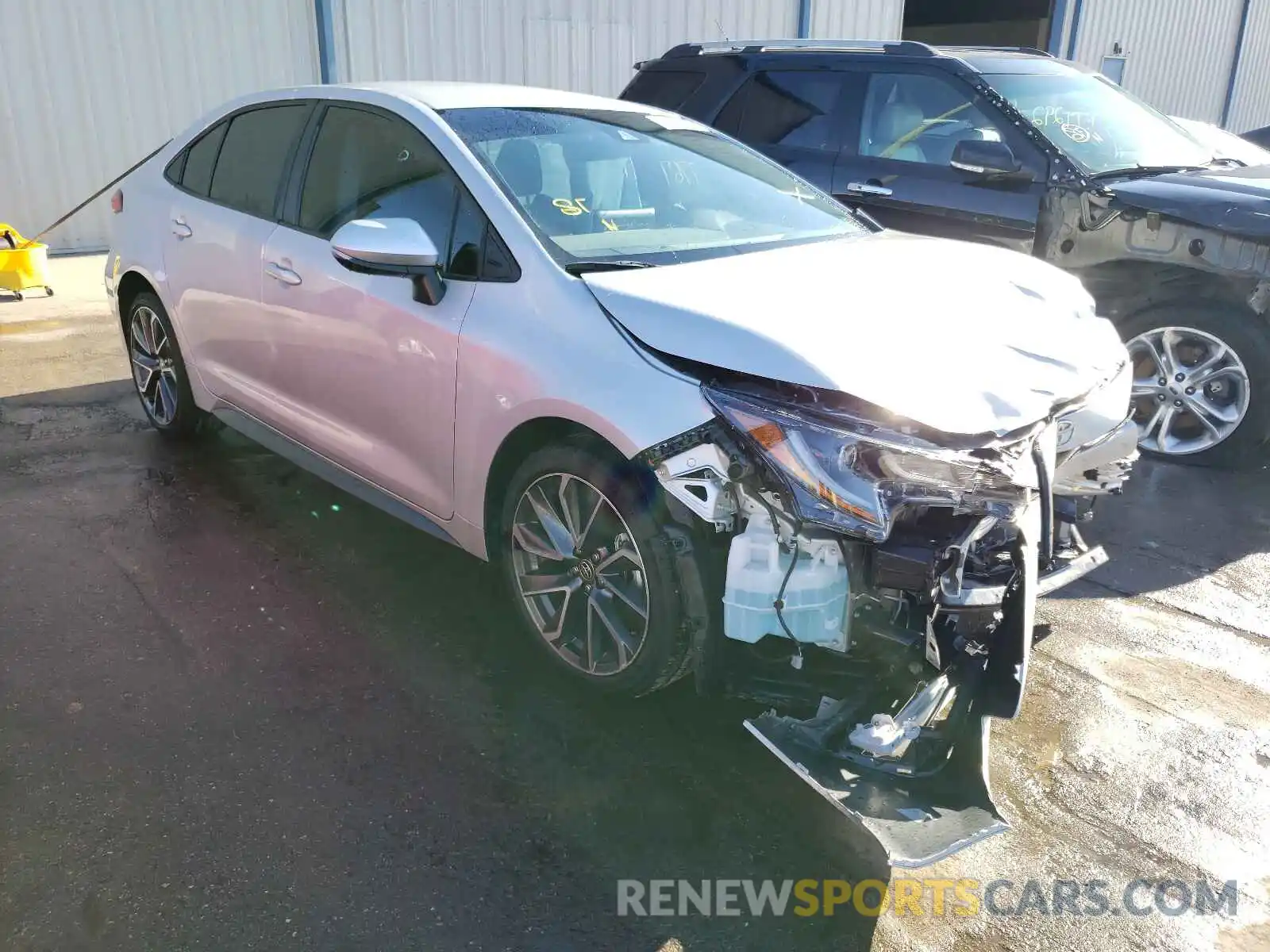 1 Photograph of a damaged car 5YFS4RCE6LP056401 TOYOTA COROLLA 2020