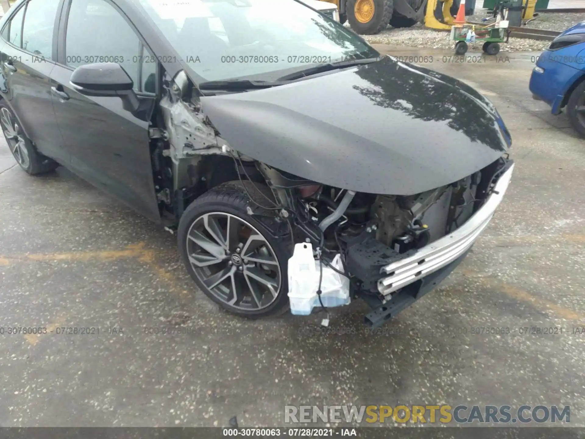 6 Photograph of a damaged car 5YFS4RCE6LP056771 TOYOTA COROLLA 2020