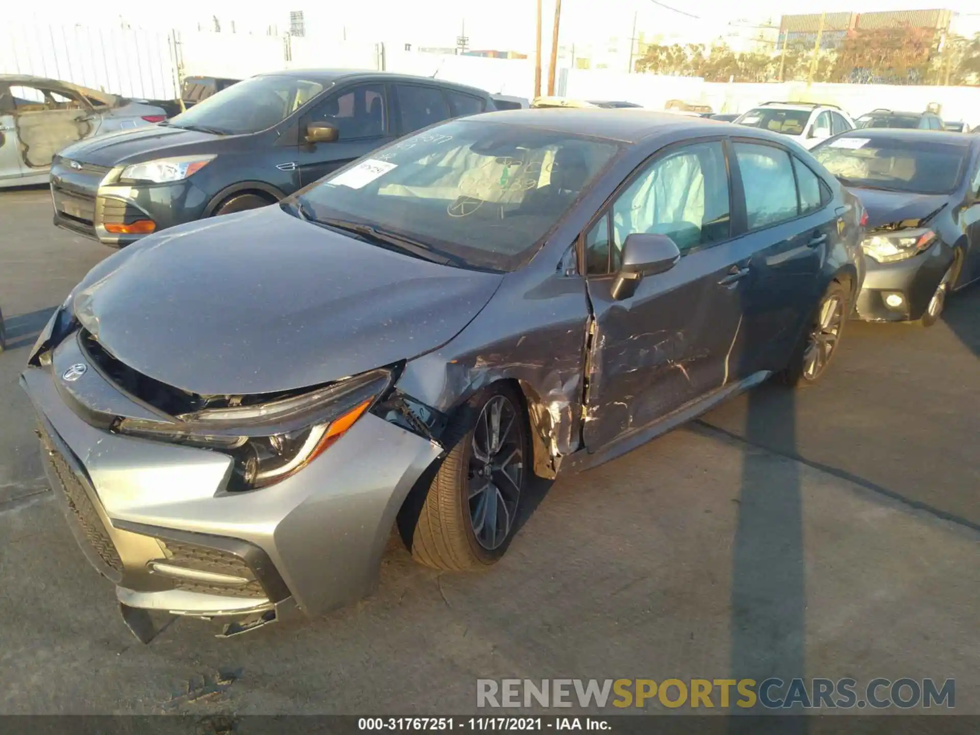 2 Photograph of a damaged car 5YFS4RCE6LP057239 TOYOTA COROLLA 2020