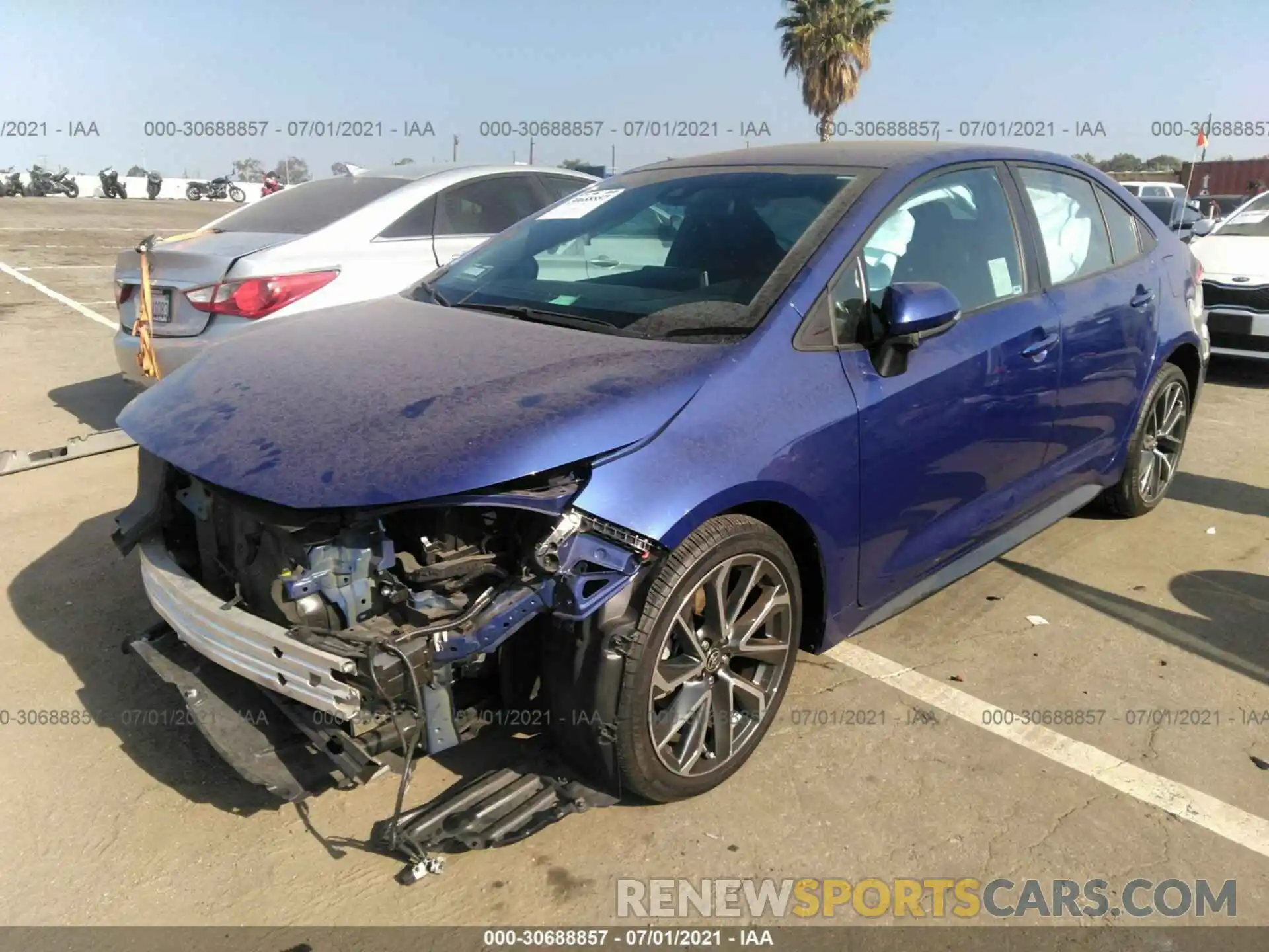 2 Photograph of a damaged car 5YFS4RCE7LP015100 TOYOTA COROLLA 2020