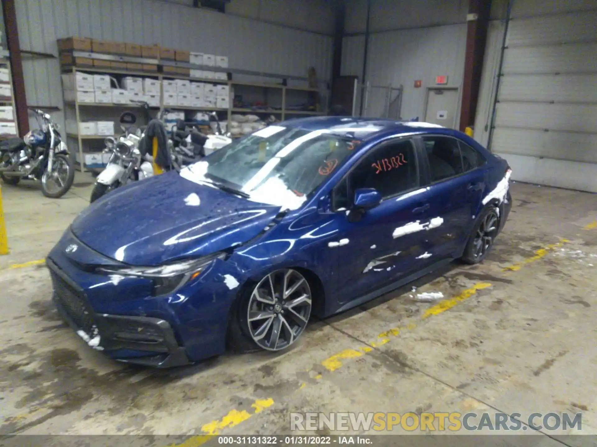 2 Photograph of a damaged car 5YFS4RCE7LP015453 TOYOTA COROLLA 2020