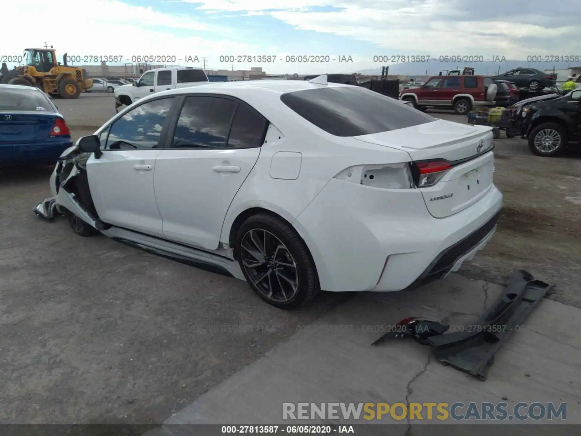 3 Photograph of a damaged car 5YFS4RCE7LP017347 TOYOTA COROLLA 2020