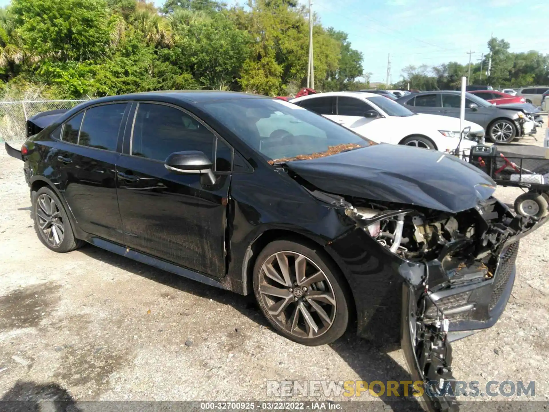 1 Photograph of a damaged car 5YFS4RCE7LP018871 TOYOTA COROLLA 2020