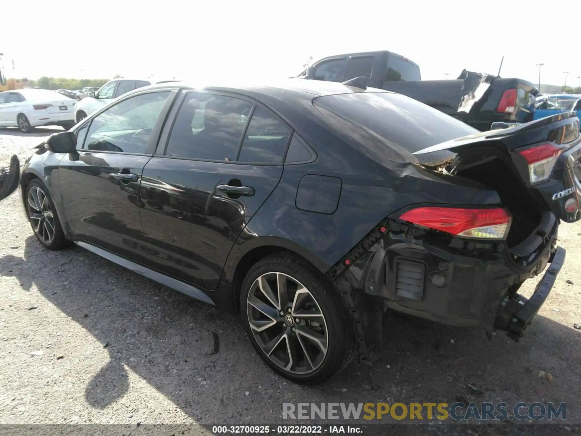 3 Photograph of a damaged car 5YFS4RCE7LP018871 TOYOTA COROLLA 2020