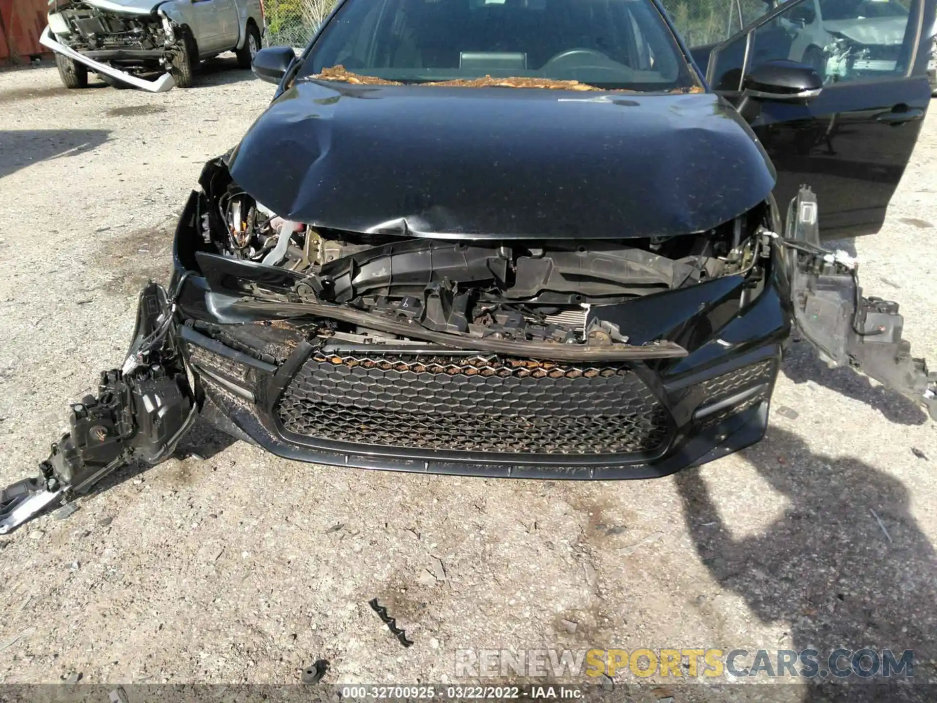 6 Photograph of a damaged car 5YFS4RCE7LP018871 TOYOTA COROLLA 2020