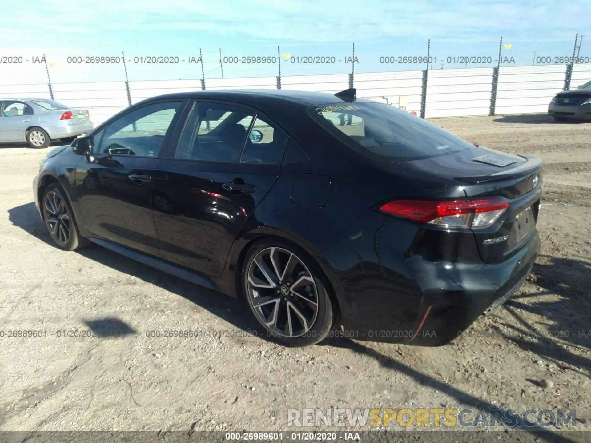 3 Photograph of a damaged car 5YFS4RCE7LP020863 TOYOTA COROLLA 2020