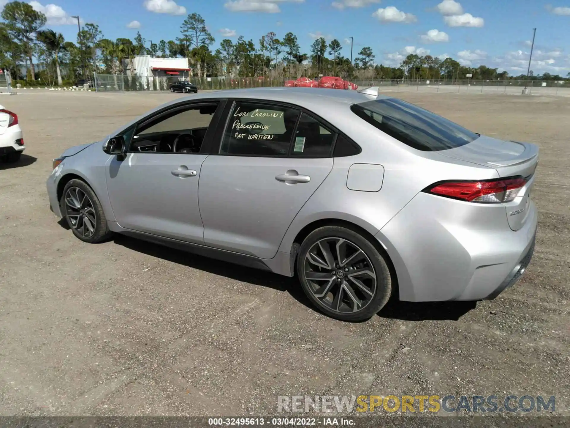 3 Photograph of a damaged car 5YFS4RCE7LP024587 TOYOTA COROLLA 2020