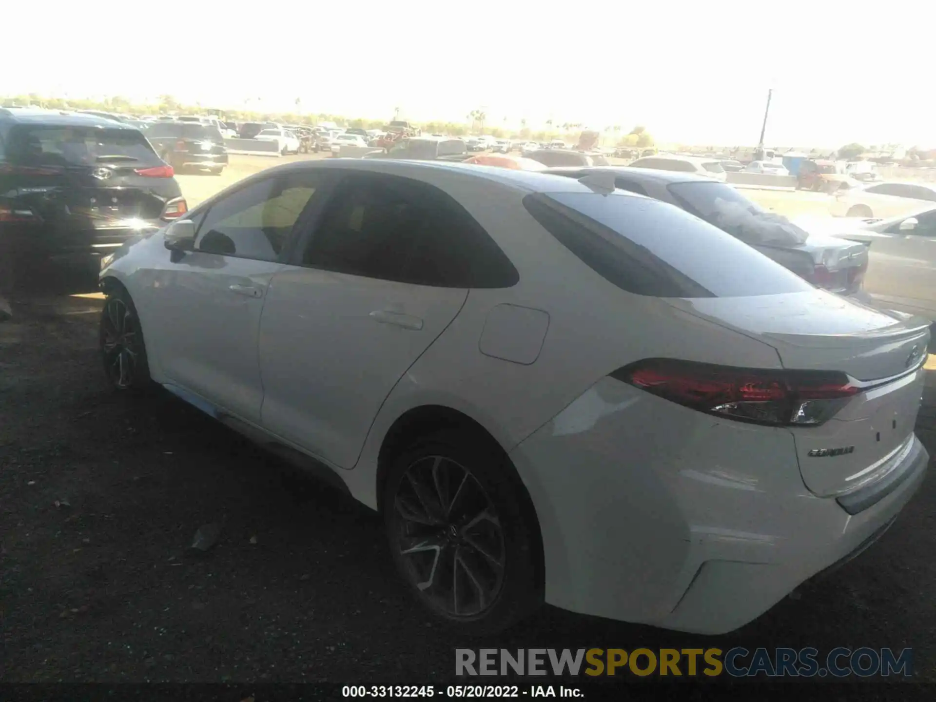 3 Photograph of a damaged car 5YFS4RCE7LP026016 TOYOTA COROLLA 2020