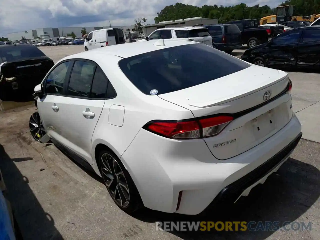 3 Photograph of a damaged car 5YFS4RCE7LP026243 TOYOTA COROLLA 2020