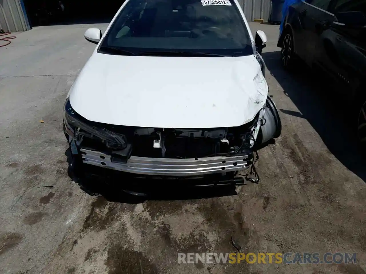 9 Photograph of a damaged car 5YFS4RCE7LP026243 TOYOTA COROLLA 2020