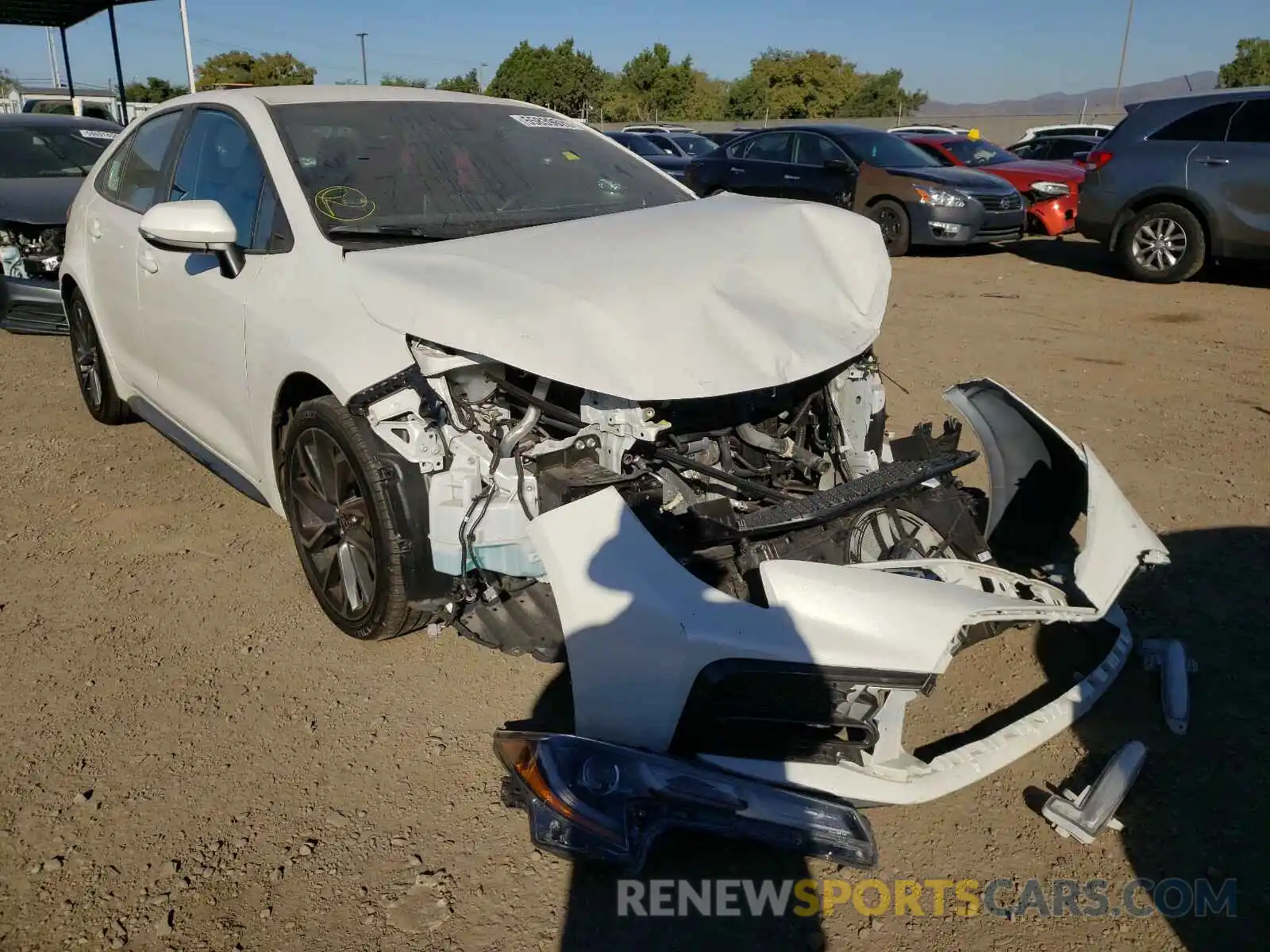 1 Photograph of a damaged car 5YFS4RCE7LP032656 TOYOTA COROLLA 2020