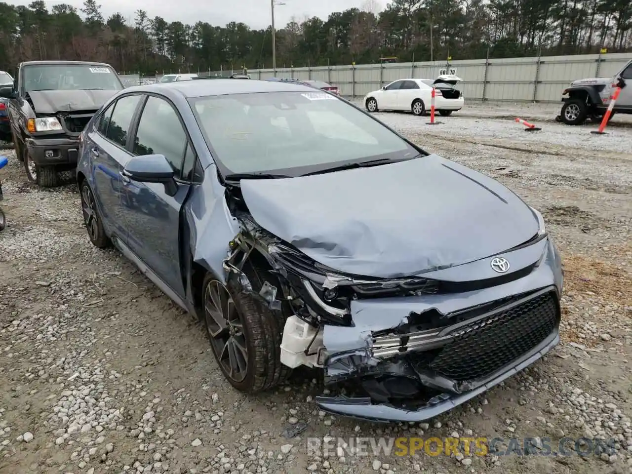 1 Photograph of a damaged car 5YFS4RCE7LP033032 TOYOTA COROLLA 2020