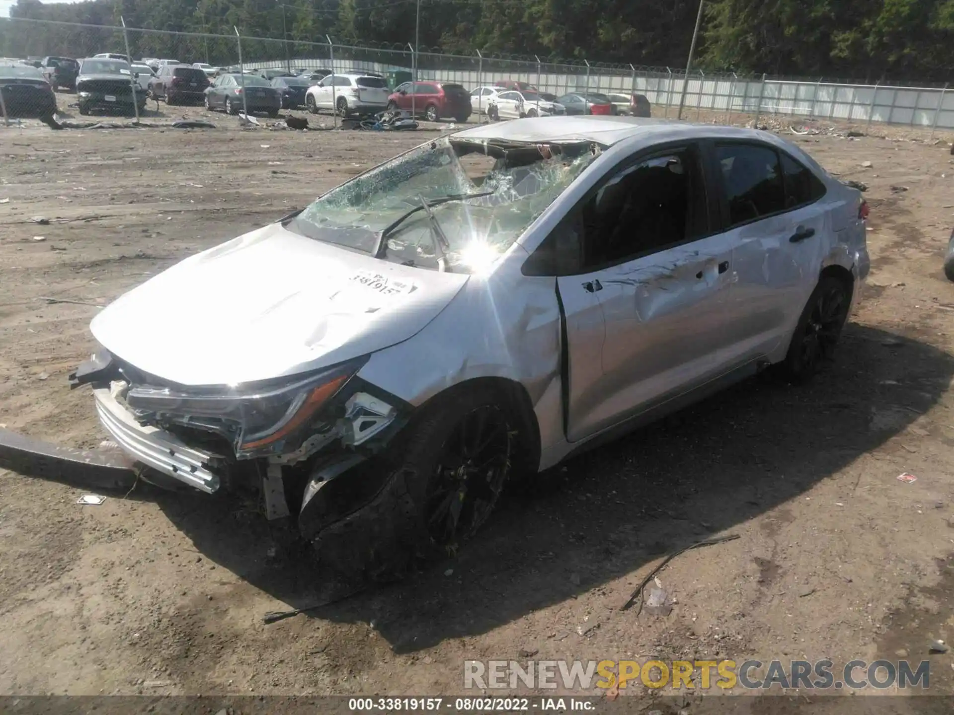 2 Photograph of a damaged car 5YFS4RCE7LP033998 TOYOTA COROLLA 2020