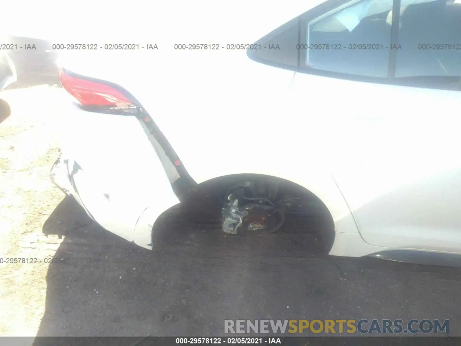 6 Photograph of a damaged car 5YFS4RCE7LP034472 TOYOTA COROLLA 2020