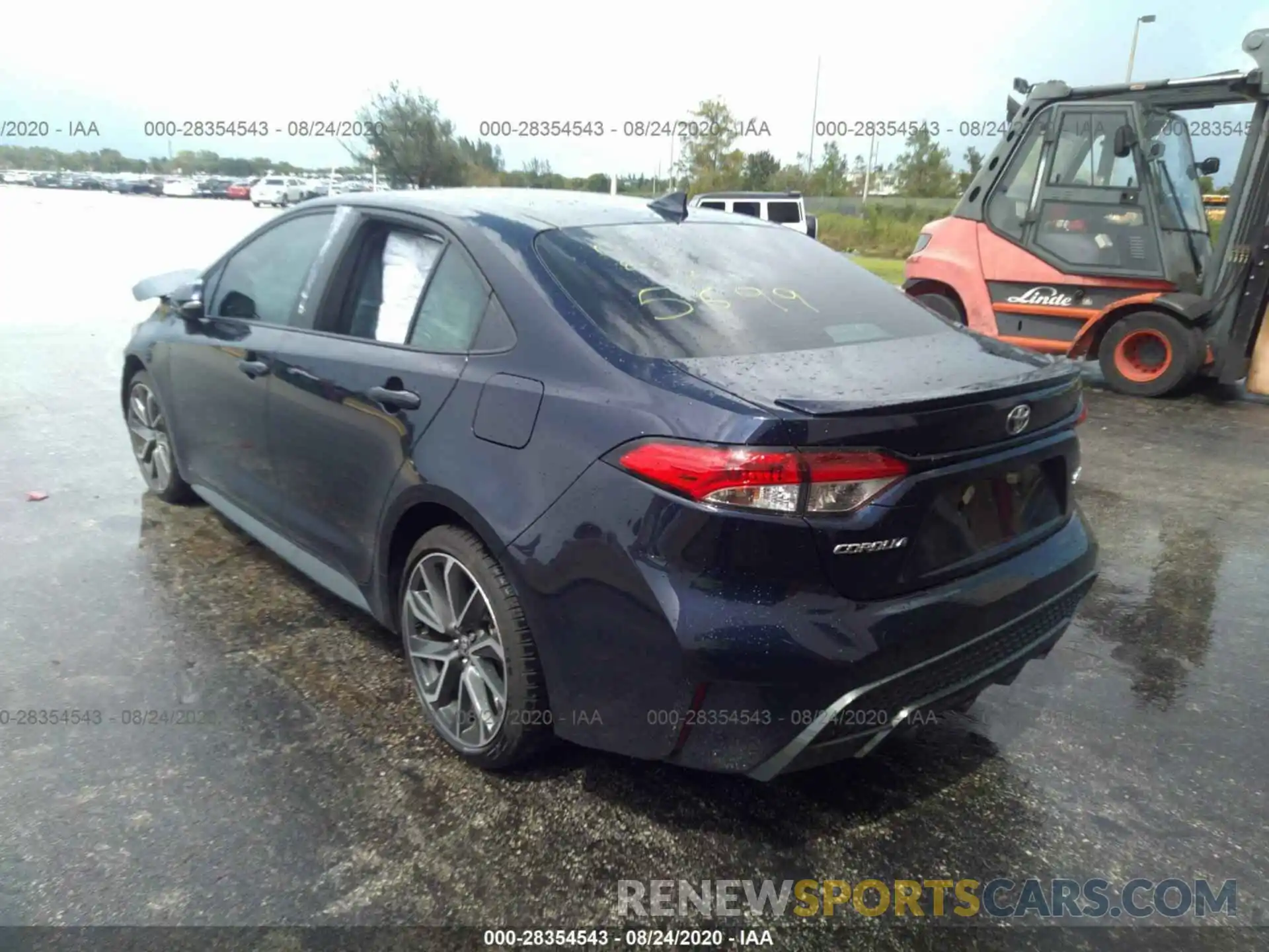 3 Photograph of a damaged car 5YFS4RCE7LP035699 TOYOTA COROLLA 2020