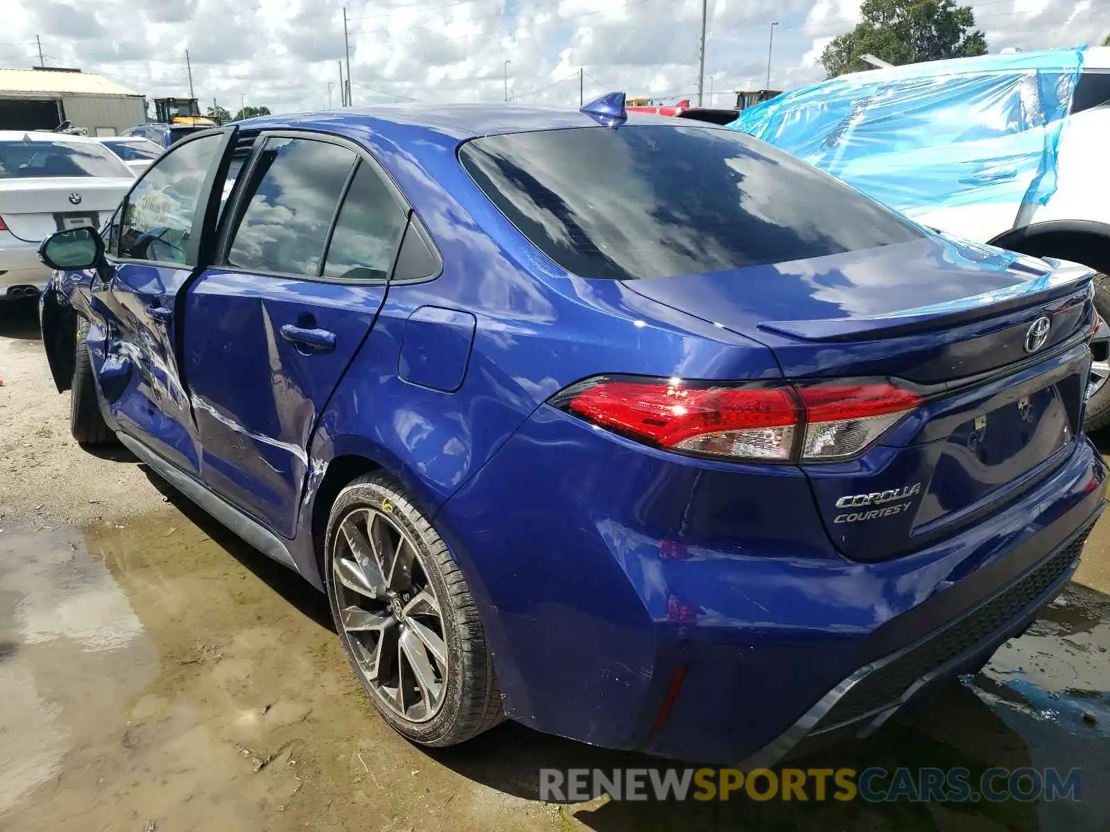 3 Photograph of a damaged car 5YFS4RCE7LP041387 TOYOTA COROLLA 2020