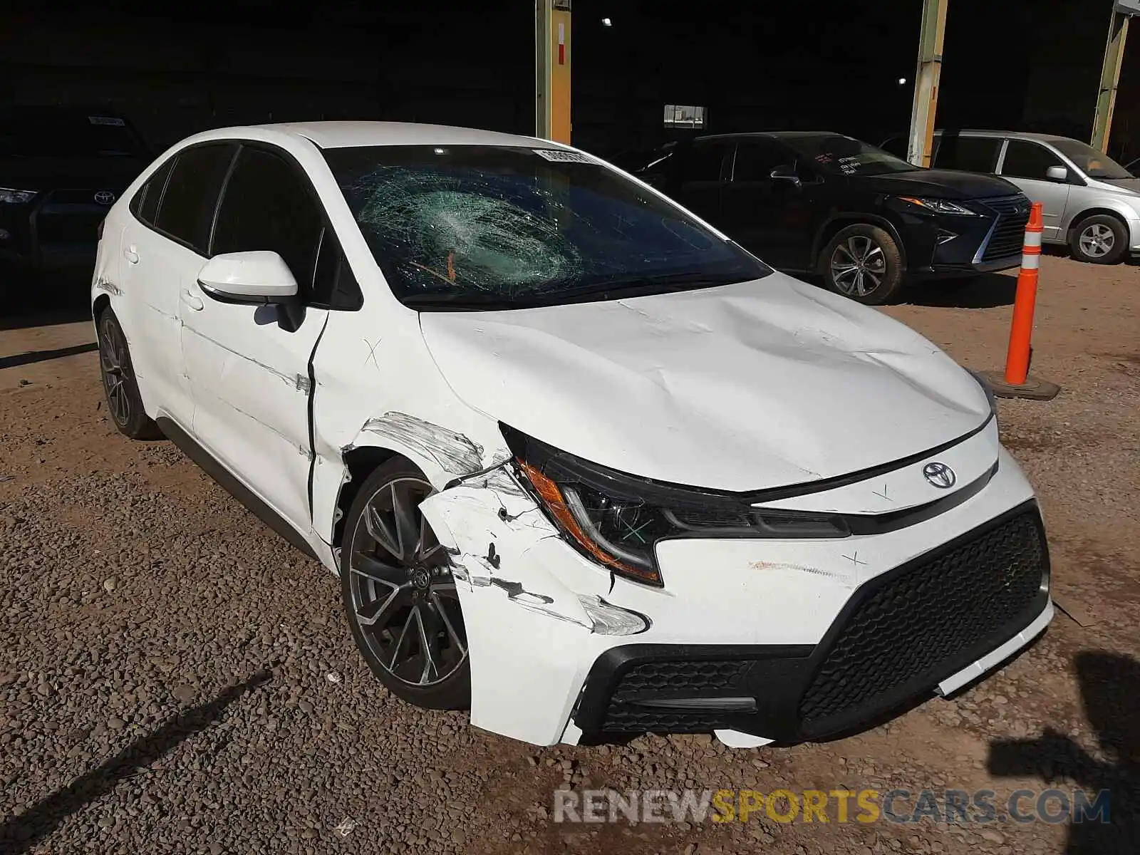 1 Photograph of a damaged car 5YFS4RCE7LP042457 TOYOTA COROLLA 2020