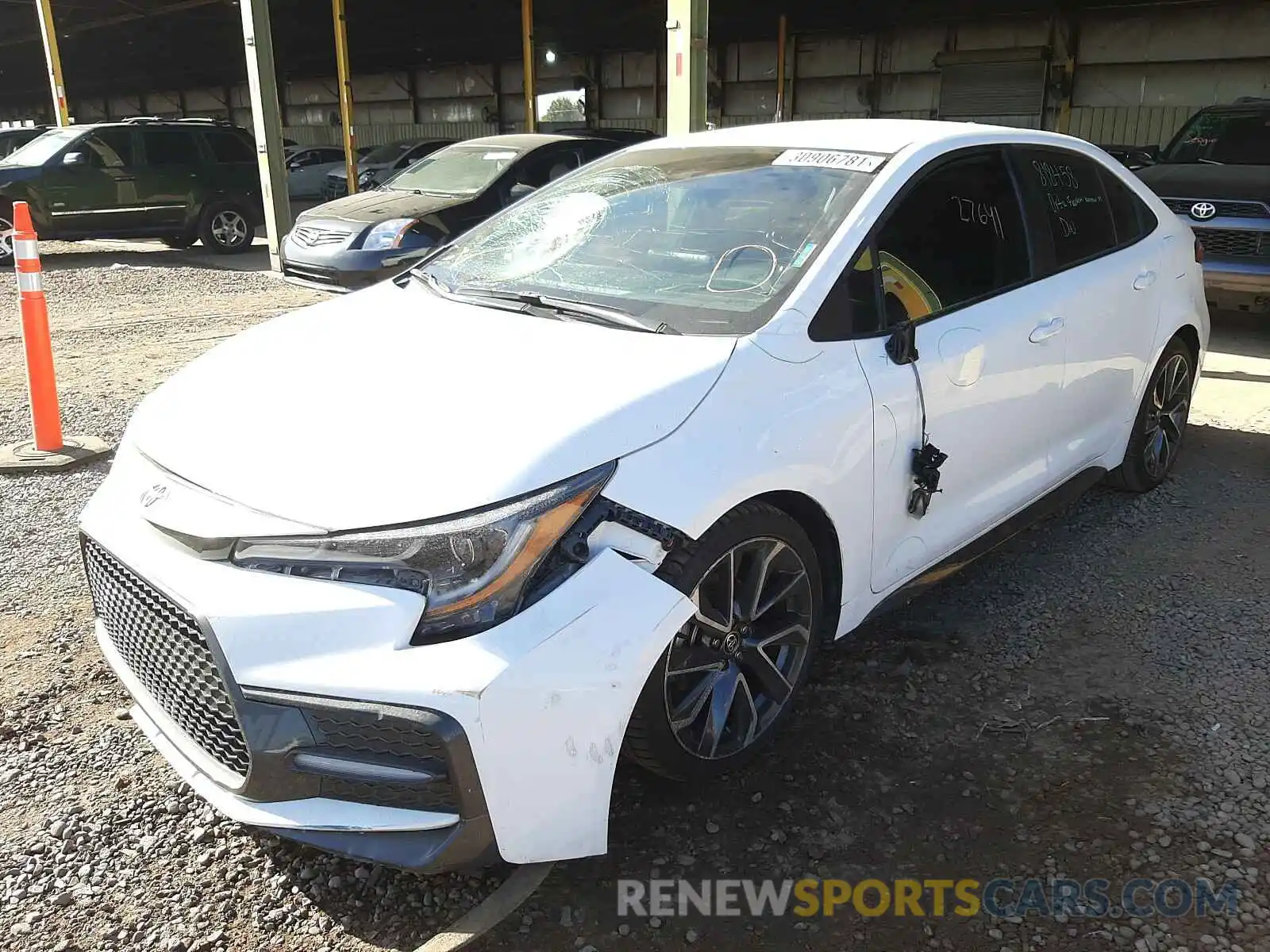 2 Photograph of a damaged car 5YFS4RCE7LP042457 TOYOTA COROLLA 2020