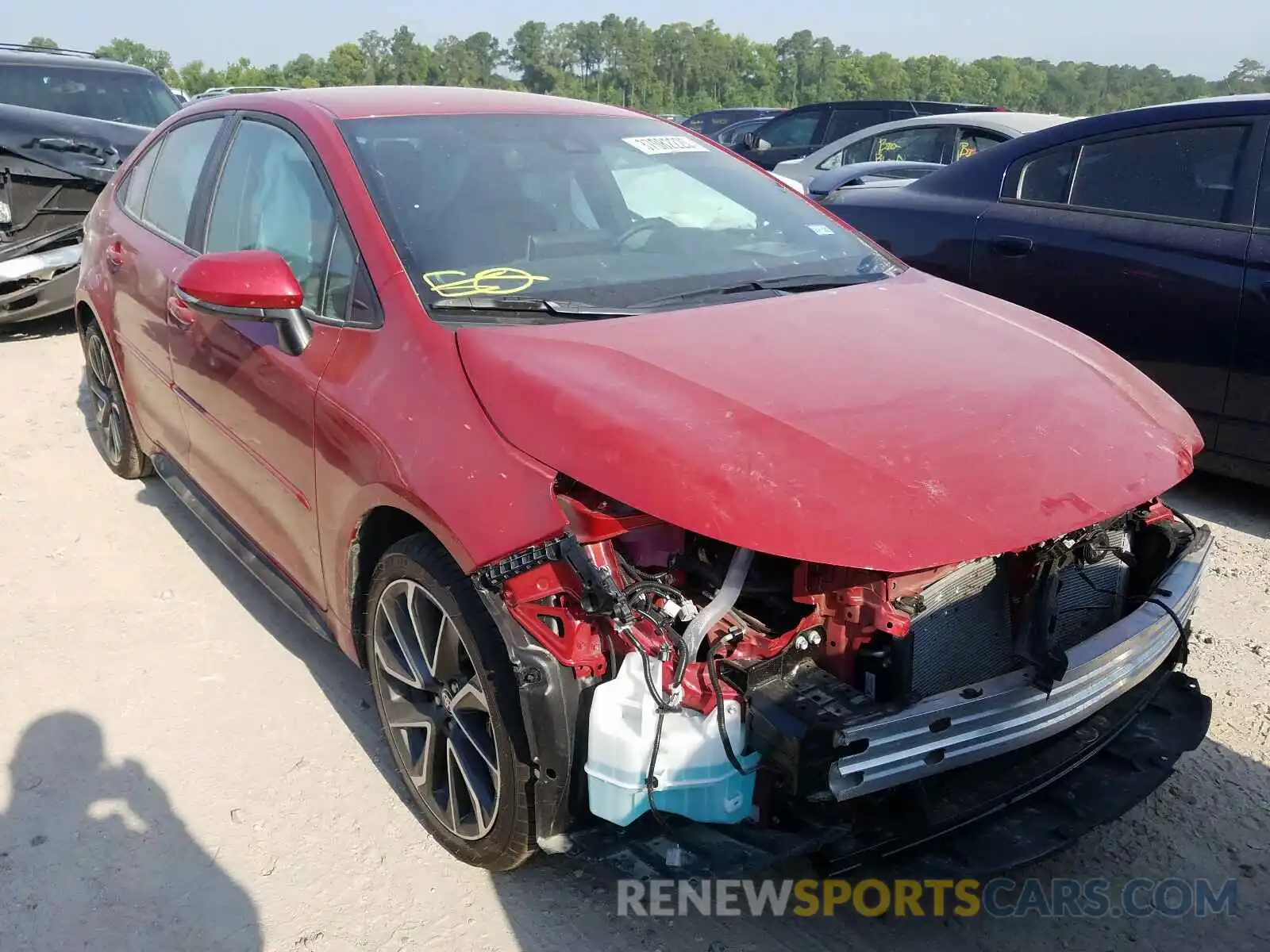 1 Photograph of a damaged car 5YFS4RCE7LP044225 TOYOTA COROLLA 2020