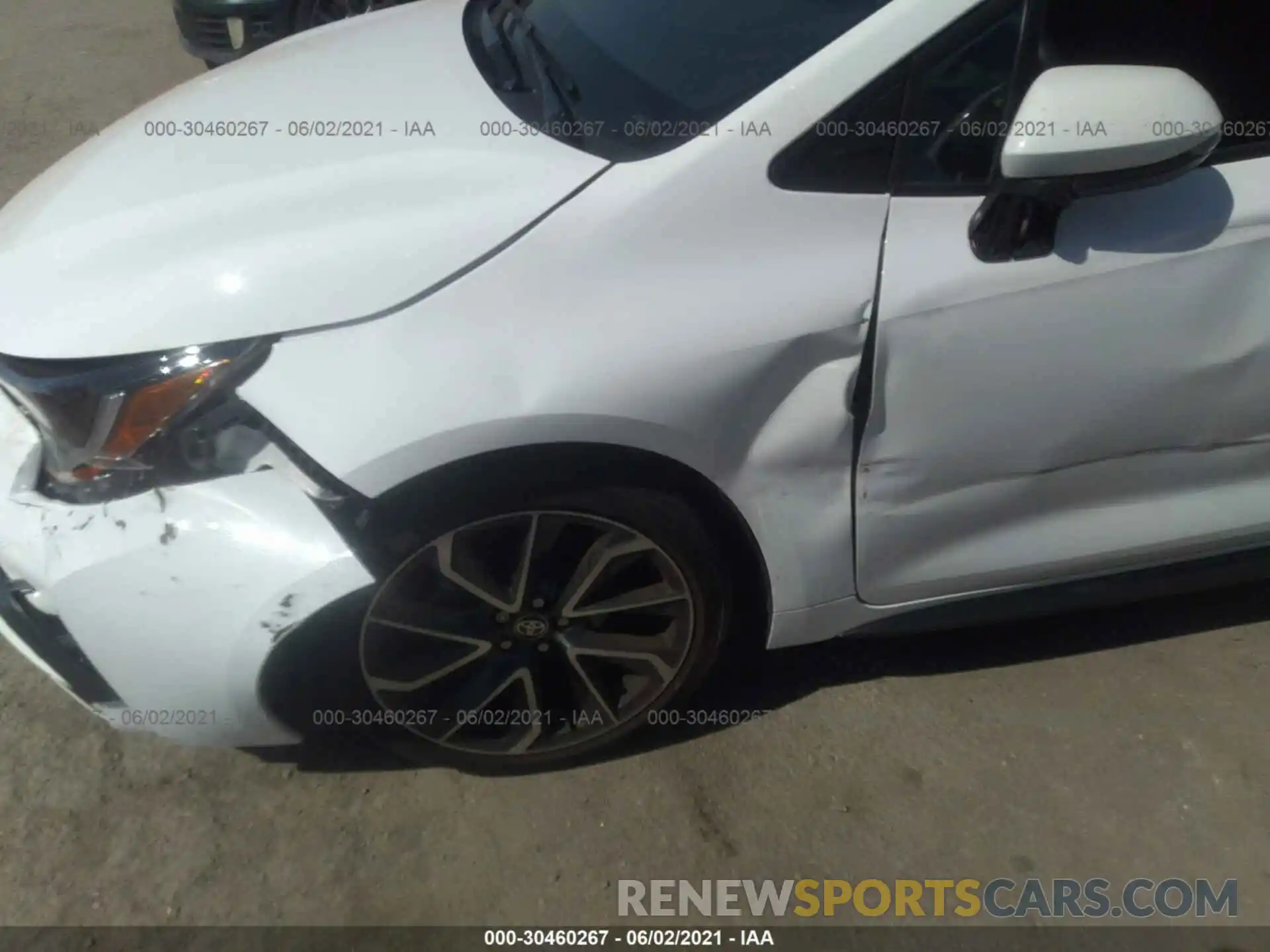 6 Photograph of a damaged car 5YFS4RCE7LP045861 TOYOTA COROLLA 2020