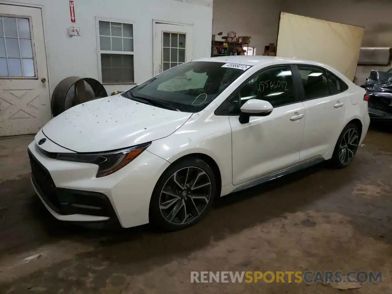 2 Photograph of a damaged car 5YFS4RCE7LP046685 TOYOTA COROLLA 2020